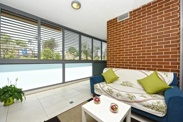 812/2-8 Bruce Avenue