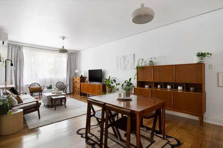 Third view of Homely apartment listing, 2/19 Riversdale Road, Hawthorn VIC 3122