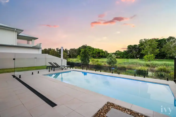 9202 Peter Senior Drive, Hope Island QLD 4212