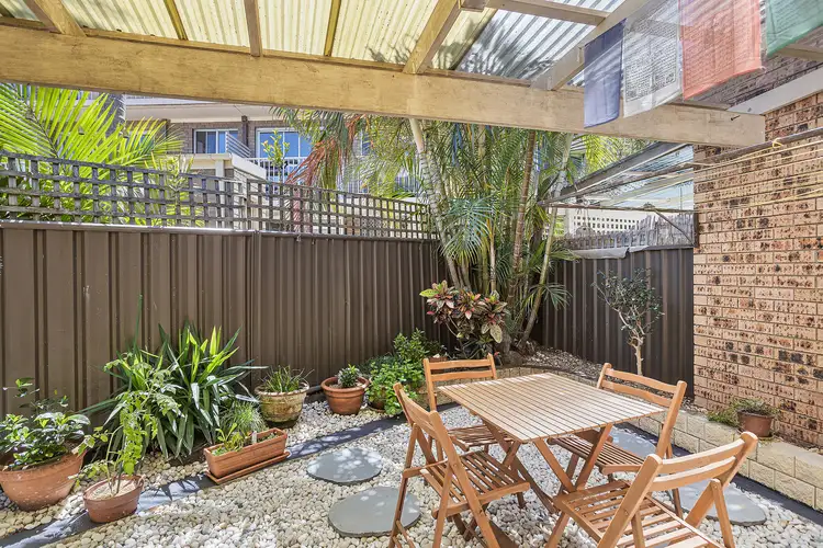 Fourth view of Homely townhouse listing, 2/15 Henley Road, Thirroul NSW 2515