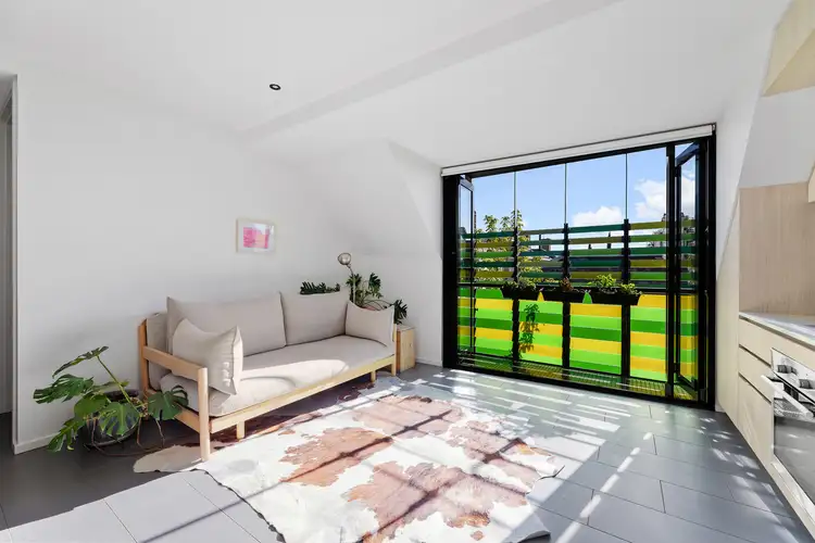 Main view of Homely apartment listing, 17/17 Ellesmere Road, Windsor VIC 3181