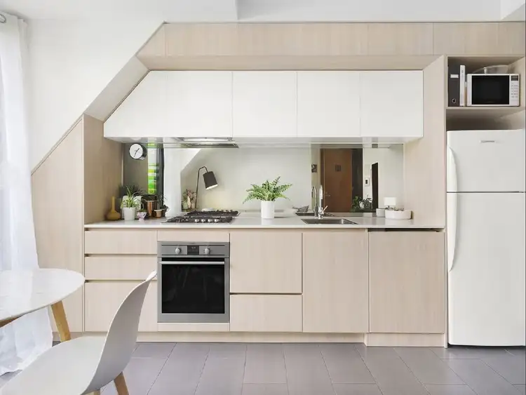 Third view of Homely apartment listing, 17/17 Ellesmere Road, Windsor VIC 3181