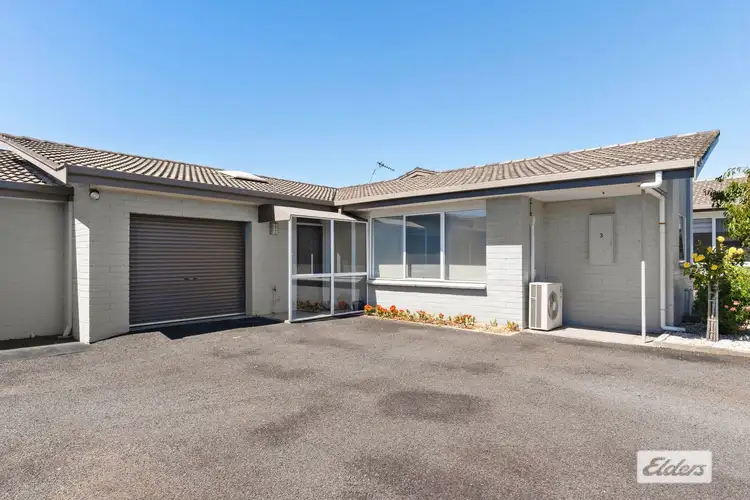 3/3 Quiggins Grove, Ulverstone TAS 7315