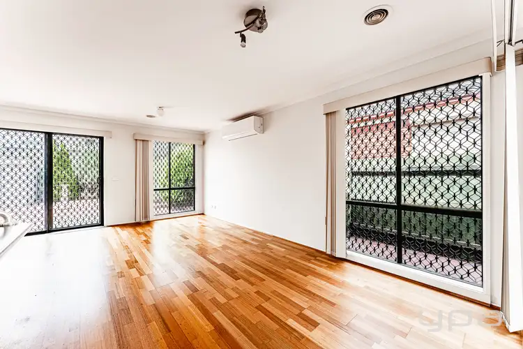 Fifth view of Homely house listing, 8 Ventosa Way, Werribee VIC 3030