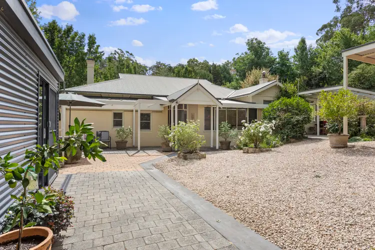 9 Schocroft Avenue, Crafers SA 5152