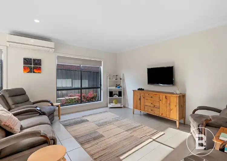 Fourth view of Homely house listing, 1/6 Shamrock Court, Maryborough VIC 3465