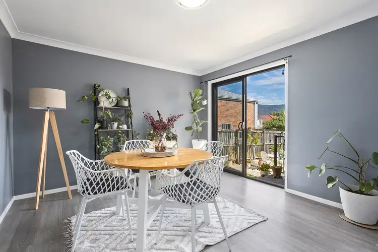 Second view of Homely house listing, 7 Glenlee Drive, Horsley NSW 2530