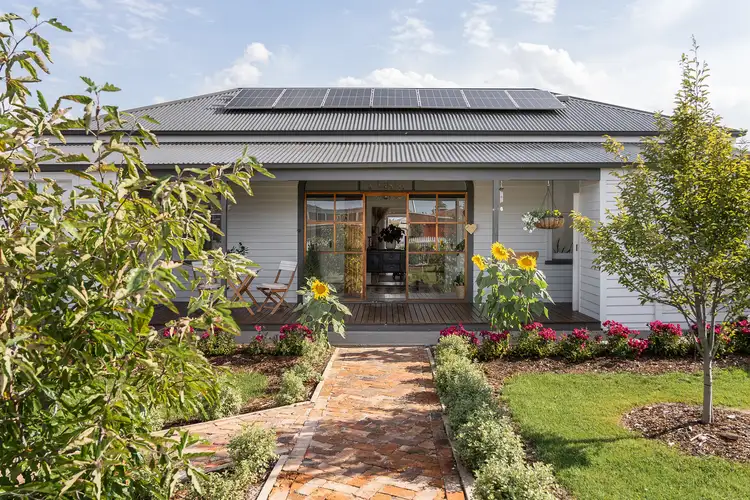 84 Main Street, Sheffield TAS 7306