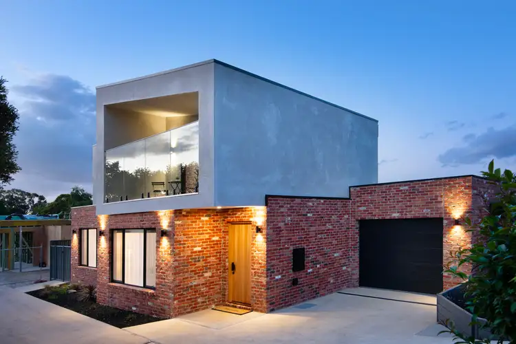 1/54 Sternberg Street, Kennington VIC 3550
