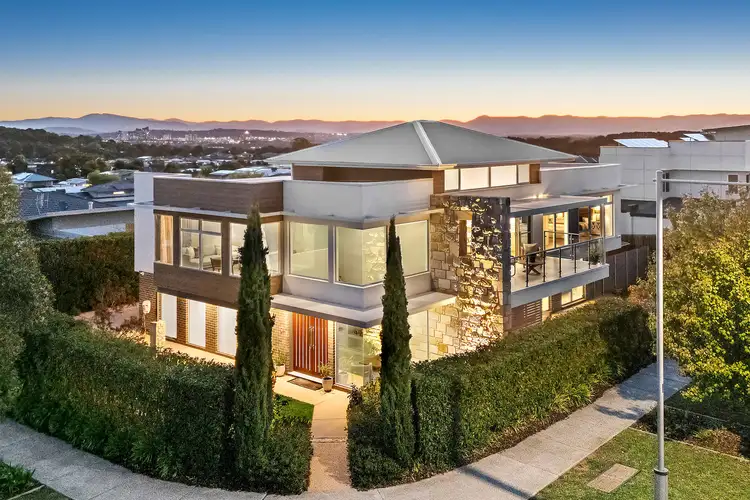 72 Samaria Street, Crace ACT 2911