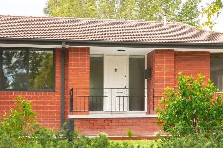 39 Maclaurin Crescent, Chifley ACT 2606