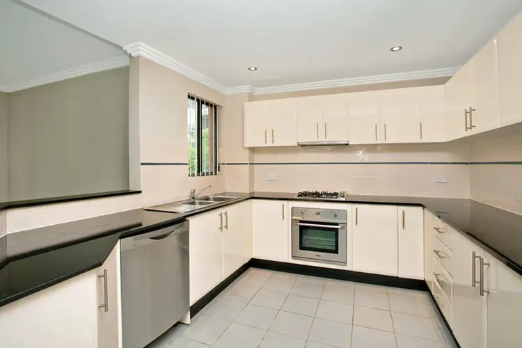 31/15-19 Hume Avenue