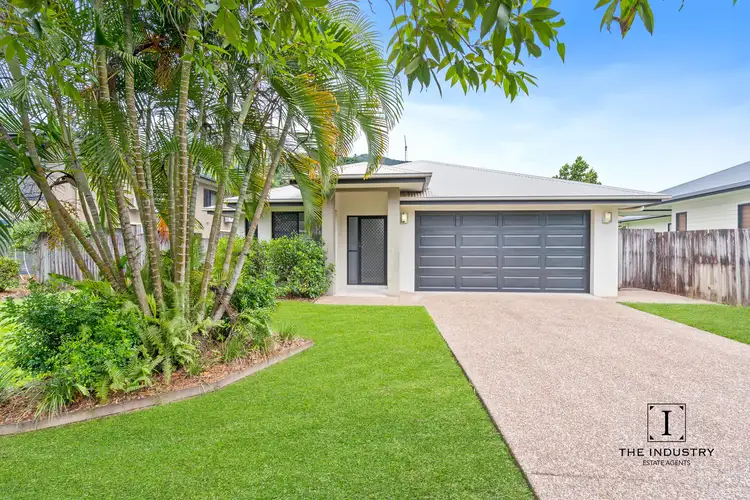 8 Heysen Close, Redlynch QLD 4870