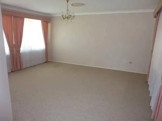 Fourth view of Homely house listing, 10 Cottonwood Court, Mardi NSW 2259