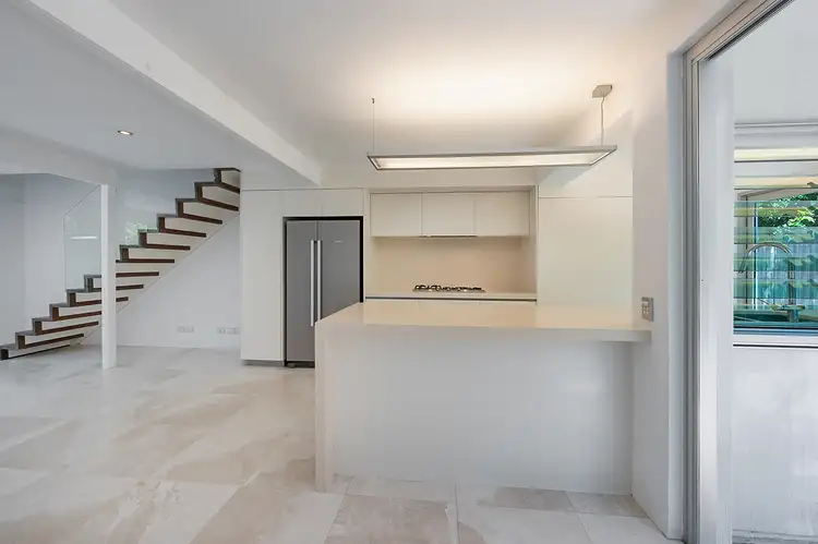 7/14 Ray Street, Sunshine Beach QLD 4567