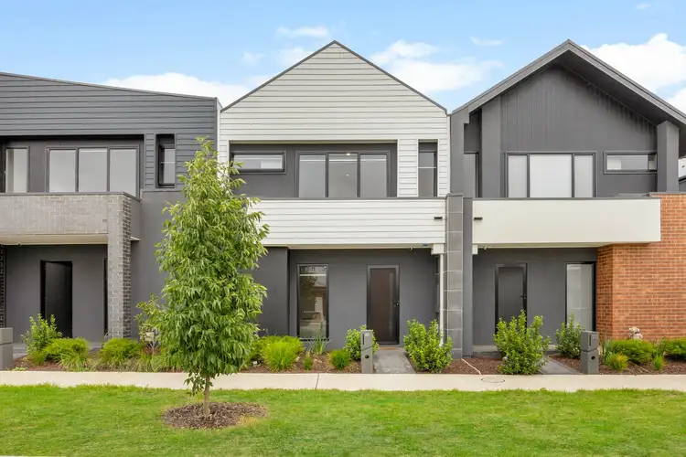 22 Ballet Crescent, Sunbury VIC 3429