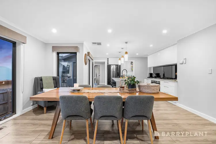 Sixth view of Homely house listing, 5 Hilltop Crescent, Mount Evelyn VIC 3796