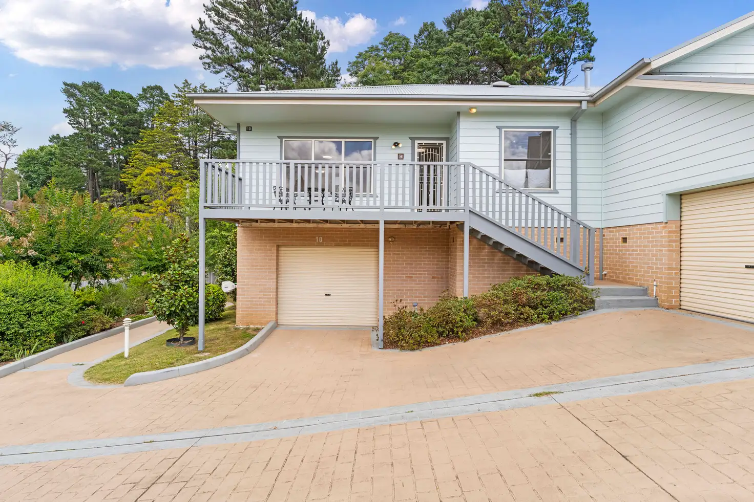 Main view of Homely villa listing, 10/11 Cale Lane, Wentworth Falls NSW 2782