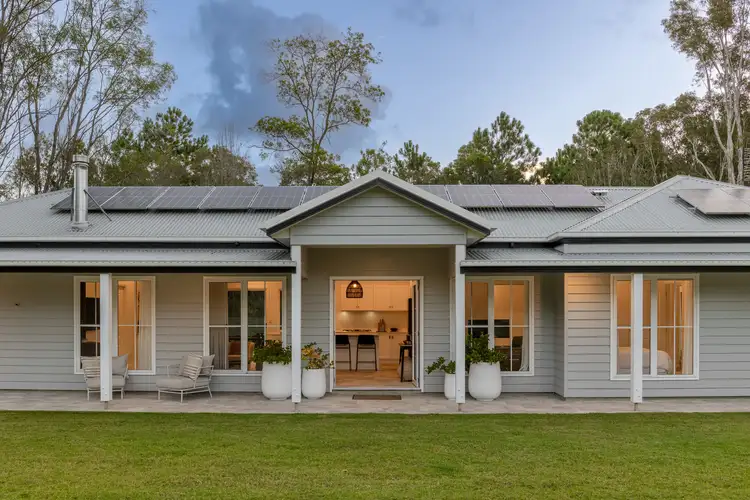 1 Amaroo Place, Cooroibah QLD 4565