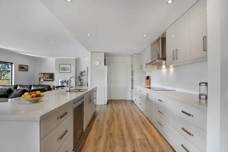 Third view of Homely house listing, 5 The Billabong, Eastwood VIC 3875