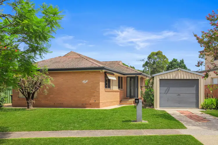 9 Piquet Place, Toongabbie NSW 2146