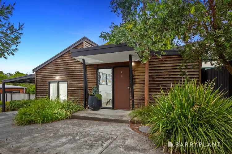 2/3 Ash Grove, Bayswater VIC 3153