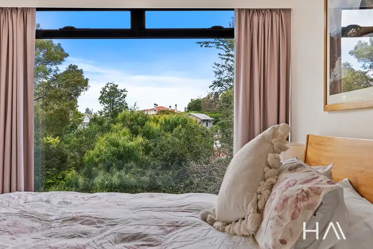 2/3 Norfolk Crescent