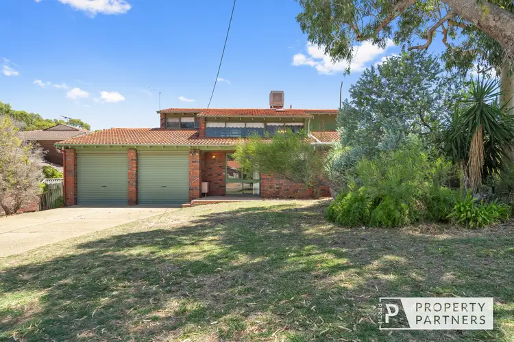 16 Kestrel Street, Karrinyup WA 6018
