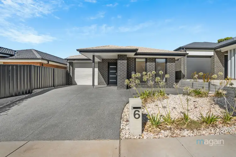 6 Colins Way, Onkaparinga Heights SA 5163