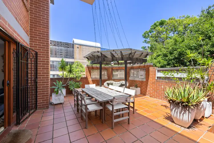 Third view of Homely apartment listing, 15/8 Norman Street, Darlinghurst NSW 2010