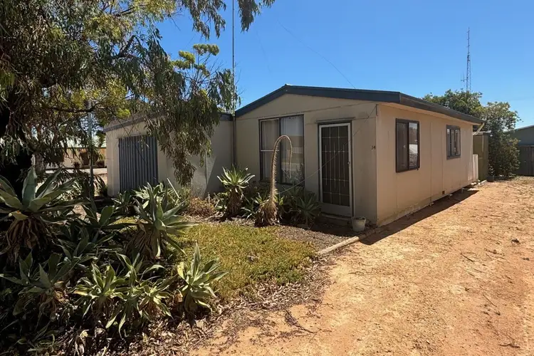 34 Dolphin Road