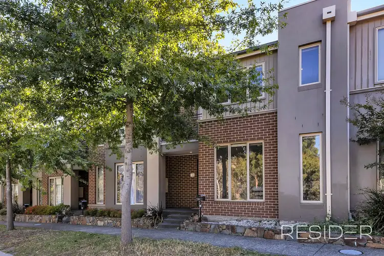 31 Palisades Boulevard, South Morang VIC 3752