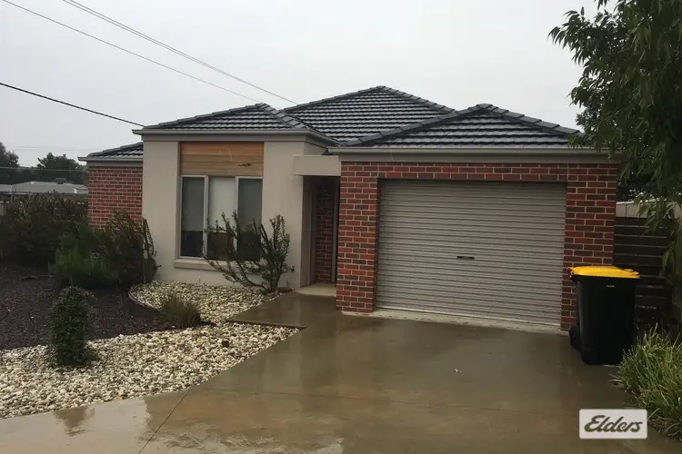 2/4 Beveridge Street