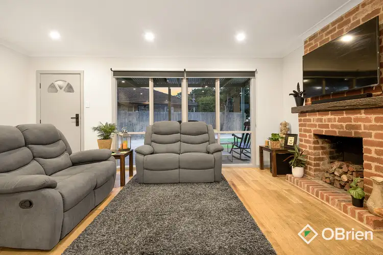 Second view of Homely house listing, 8 Wykeham Court, Frankston VIC 3199