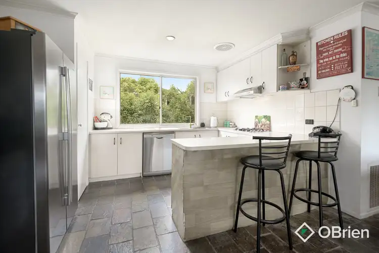 Fifth view of Homely house listing, 21 Allington Place, Langwarrin VIC 3910