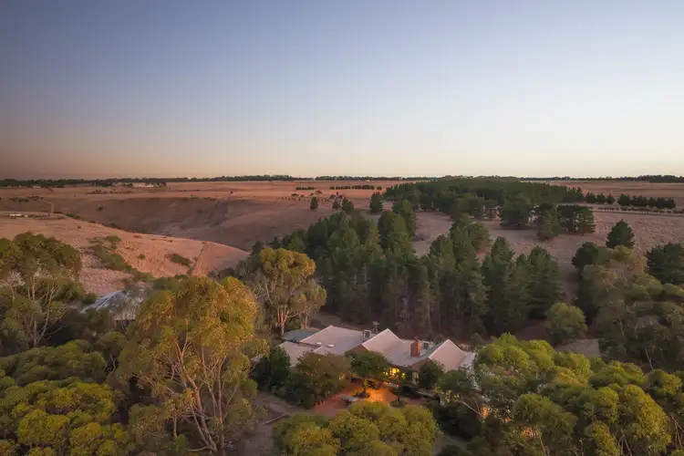 150 Palmer Road, Sunbury VIC 3429