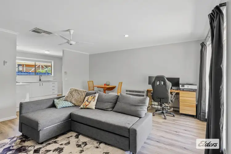 Third view of Homely unit listing, 2/6 Arnold Place, Wodonga VIC 3690