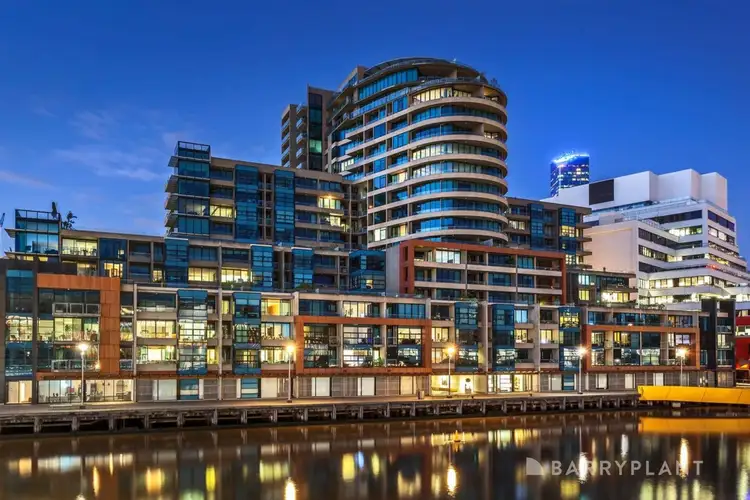 823/60 Siddeley Street, Docklands VIC 3008
