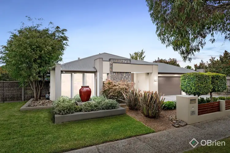 10 Bridge Walk, Narre Warren North VIC 3804