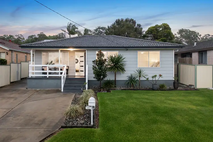 35 Anembo Avenue, Summerland Point NSW 2259