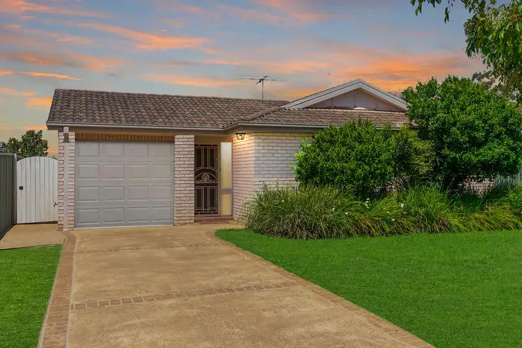 6 Wolara Avenue, Glenmore Park NSW 2745