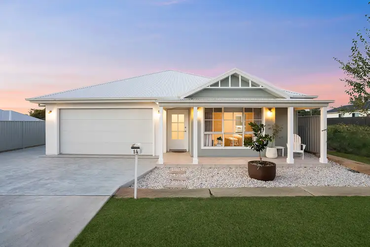 14 Greene Place, Thirlmere NSW 2572