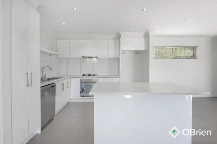Second view of Homely townhouse listing, 3/19 Kenilworth Avenue, Frankston VIC 3199