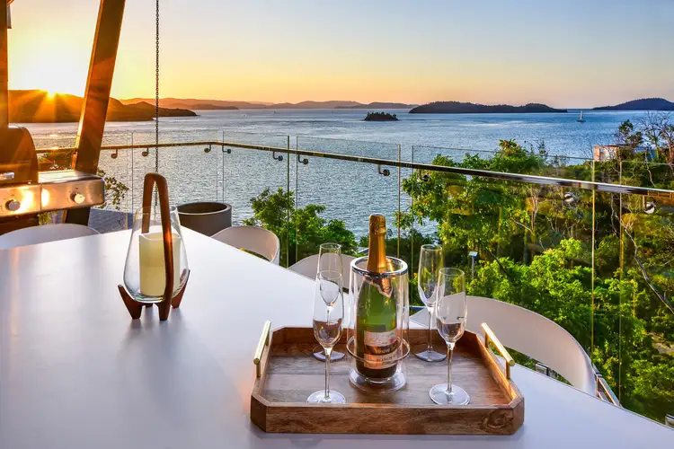 17/6 Acacia Drive, Hamilton Island QLD 4803