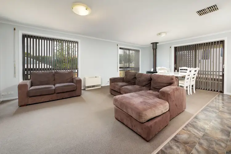 Fifth view of Homely house listing, 2 Zeinert Street, Wodonga VIC 3690