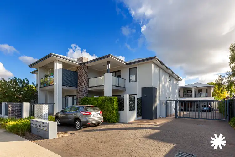 Main view of Homely unit listing, 10/216 Kooyong Road, Rivervale WA 6103