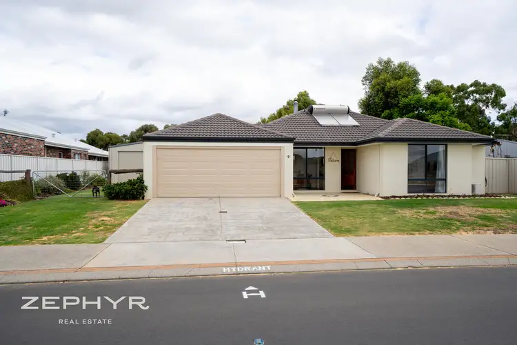 9 Sykes Avenue, Burekup WA 6227