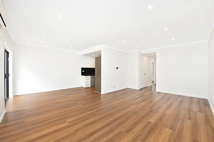 13/54 King Street