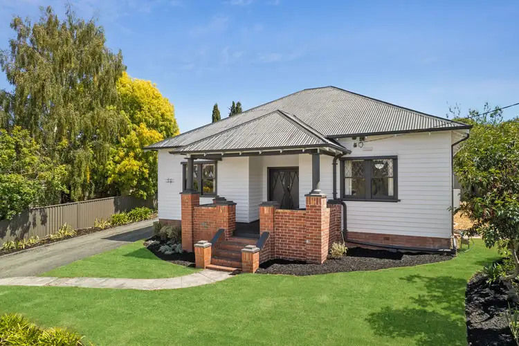 54 West Street, Daylesford VIC 3460