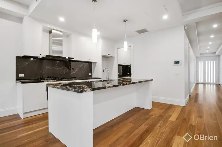 22 Delacombe Drive, Vermont South VIC 3133